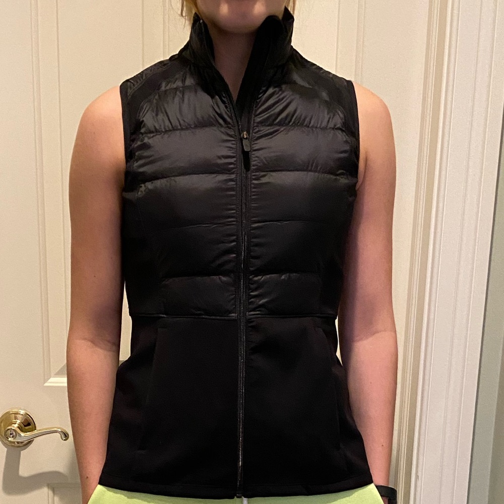 Great-fitting❤️ Lululemon Huddle Vest 6 Down - Picture 5 of 8